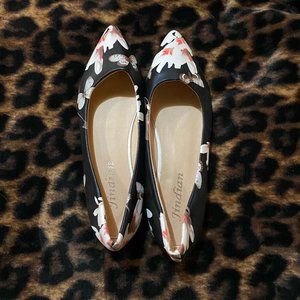 Jindian Black Floral Pointed Toe Flats - Size 37